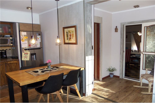 Venta Casa 5 Ambientes Cochera Quincho
