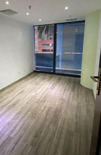 Imagen 5 de 10 de En Alquiler, Oficina 240m2 Centro Lido, El Rosal