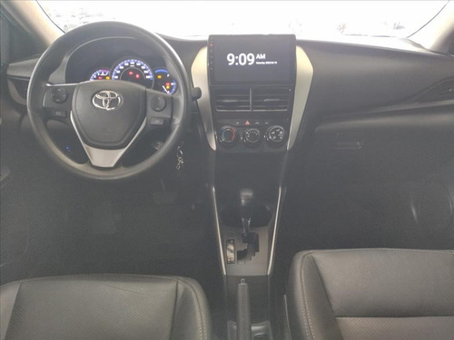 Imagem 10 de 12 de Yaris 1.5 16v Flex Sedan Xl Live Multidrive