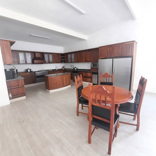 Imagen 12 de 30 de Casa En Venta Prados Del Este 6h/ 6b/ 6p