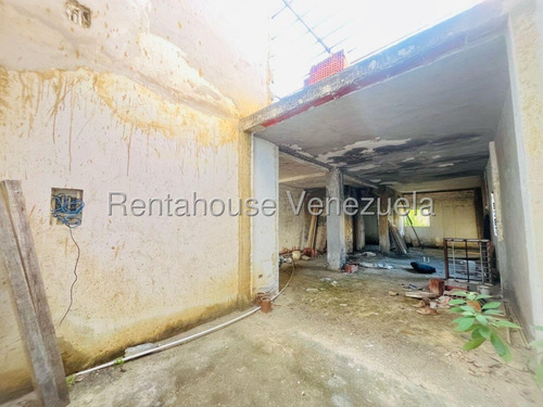 Venta Casa En Cabudare En Obra Gris, Ubicada En Un Urbanismo Cerrado Con Seguridad ,urb La Montanita Katty Vasquez Kv- Cod 25 -19913