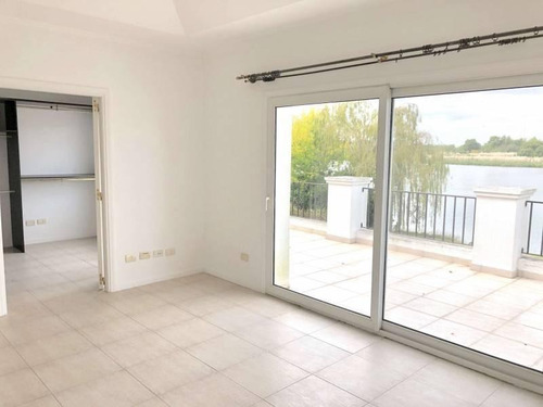 Nordelta Barrio La Isla Casa En Venta Al Lago Central