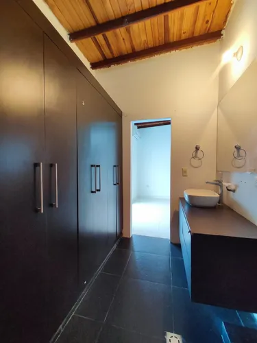 Casa En Venta En Bellomonte. Cod V30099