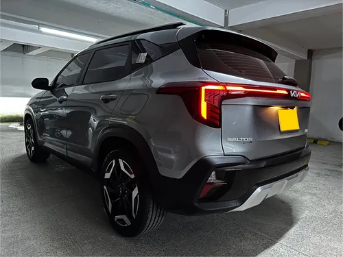 Kia Seltos 2.0 Zenith 4X2