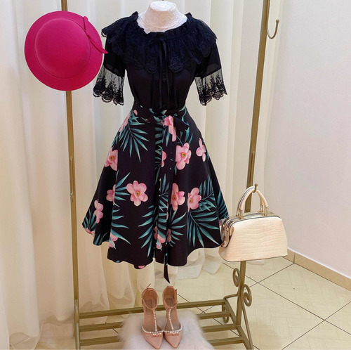 Imagem 4 de 8 de Blusa Ciganinha Ombro A Ombro Preta