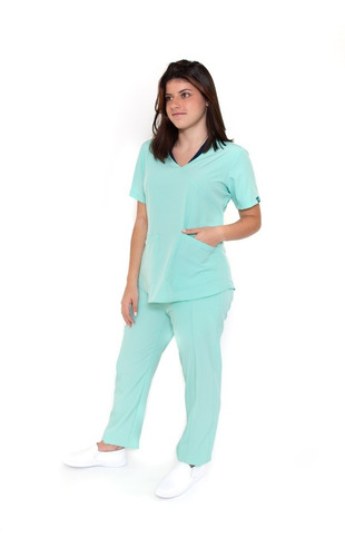 Conjunto Quirúrgico Médico Dama Color Pistache Repelente