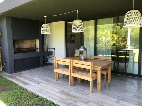 Imagen 16 de 19 de Casa En Venta En Buenos Aires Village
