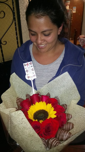 Arreglos Frutales Ramo Flores Fresas Chocolate Rosas Quito