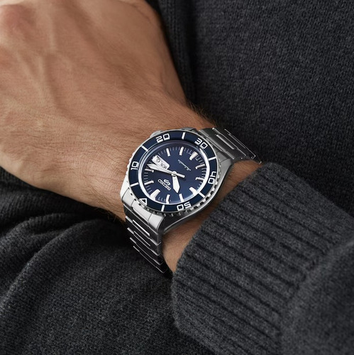 Reloj Seiko Hombre Doble Calendario 100mt Automatic Srpk97k1 Malla Plateado Bisel Azul Oscuro Fondo Azul Oscuro