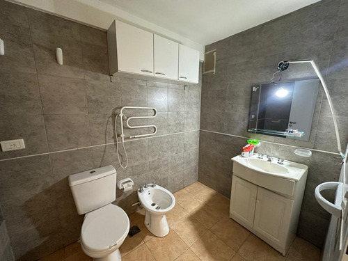 Departamento De 3 Ambientes Con Piscina Y Sum En Flores A Metros De Subte
