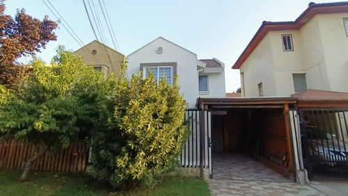 Pasaje Cerro Castillo, Villa Los Portones Ll, Quilicura.