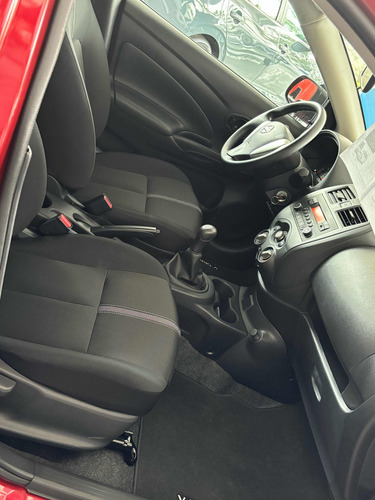 Nissan V-DRIVE TM A/C AUDIO A/C AUDIO