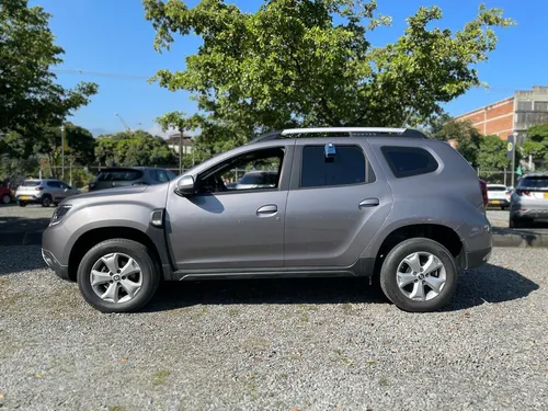 Renault Duster 1.3 Intense Cvt