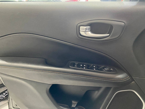 Imagem 9 de 15 de Jeep Compass 2.0 16v Flex Longitude Automático