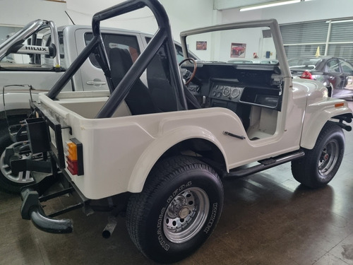 Imagen 10 de 13 de Jeep Ika Fibra 4x4 Motor Ford Jeep