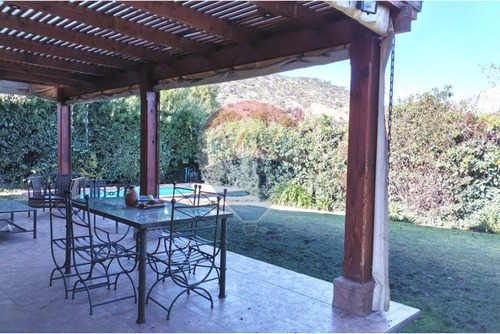 Casa En Venta Camino El Peumo, Hunganal