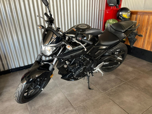 Imagen 4 de 8 de Yamaha Mt 03 En Marelli Sports Navarro. Exelente Estado!