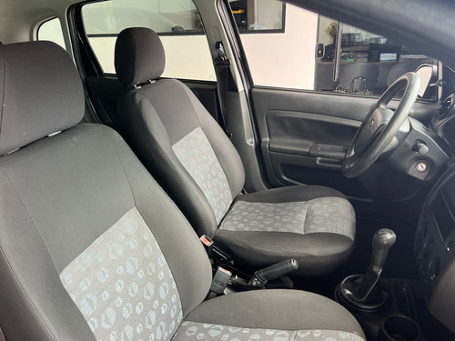 Ford Fiesta 1.6 MPI HATCH 8V FLEX 4P MANUAL