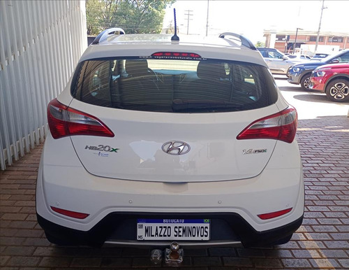 Hyundai HB20X 1.6 16V STYLE FLEX 4P MANUAL