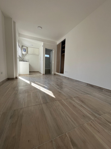 Dueño Vende Monoambiente Hecho A Nuevo Todo Luz Sin Comision
