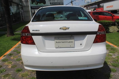 Imagen 5 de 14 de Chevrolet Aveo
