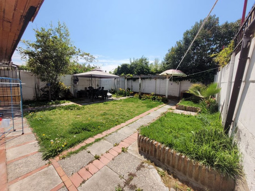 Vendo Amplia Casa Doña Isidora Gerónimo Alderete, La Florida