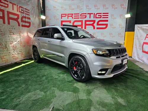 Jeep Grand Cherokee 6.4 Srt-8 At