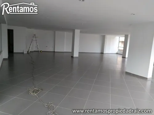 Local En Venta En Parque. Cod V4831