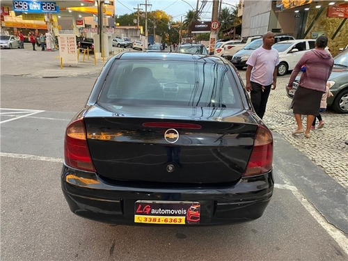 Chevrolet Corsa 1.4 Mpfi Premium Sedan 8v Flex 4p Manual
