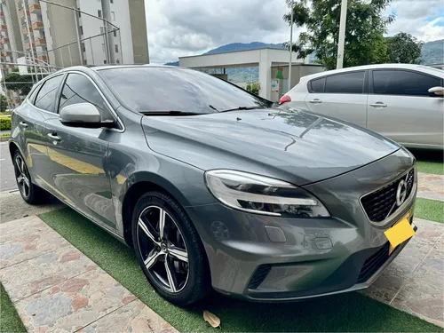 Volvo V40 2.0 T4 Drive-e R-design