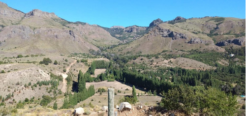 Grupo Patagonia Vende Lote En Faldeos De Chapelco. Excelentes Vistas. Pleno Sol Todo El Año. A Sólo 6 Kms. De La Ciudad. (todos Los Servicios Subterráneos) San Martín De Los Andes, Patagonia Argentina