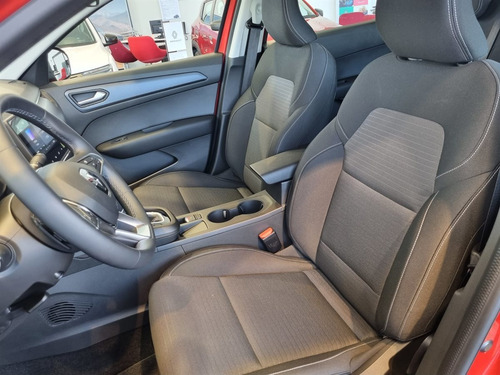 Imagen 15 de 22 de Renault Arkana E-tech Hybrid 1.3 2023 0km