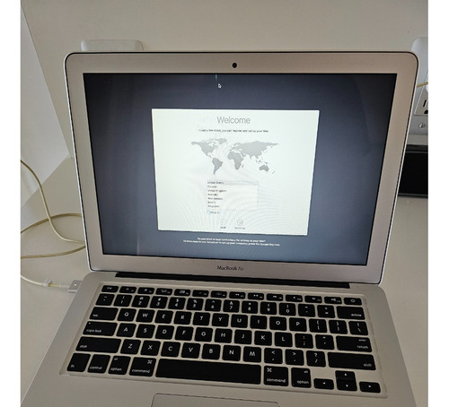Mac Air 13.3 Core_i5 8gb Ram 128gb Ssd- Bat. Nova -na Caixa Prateado (Usado)