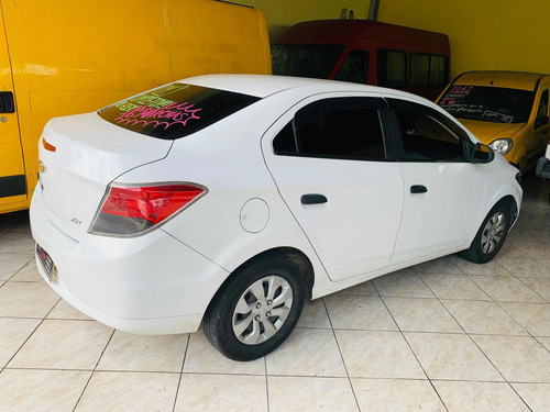 Imagem 3 de 15 de Chevrolet Prisma 2019 1.0 Joy 4p - 2º Dono Baixa Km