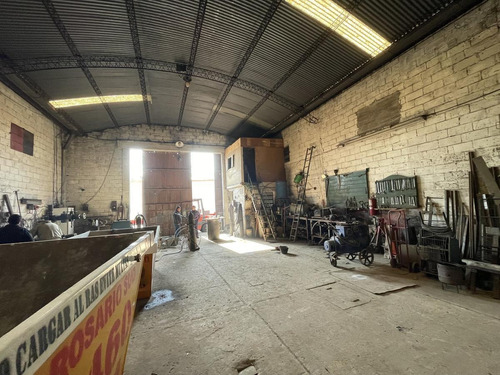 Imagen 6 de 7 de Galpón Con Oficina · Sobre Colectora De Circunvalación · 233m²