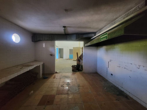 Edificio Y/o Bodega En Venta Cancún Reg. 92