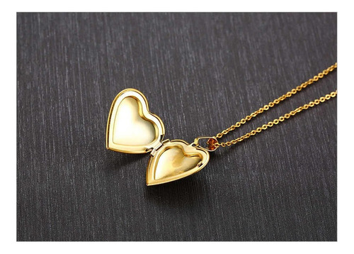 Collar Dije Corazon Medallon Ligero Acero Inoxidable Charm P Dorado