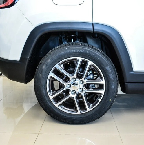 Jeep Compass Sport 2.4 Mt6 4x2