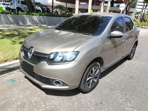 Renault Logan 1.6 Privilege / Intens