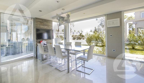 Barrio Privado Saint Thomas Este - Canning