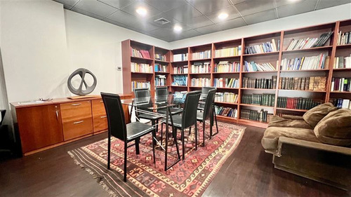 Oficina En Arriendo En Las Condes