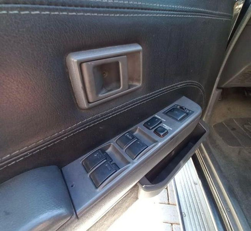 Toyota Hilux 2cdl Srv