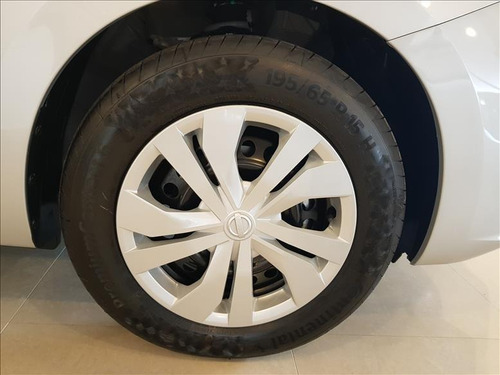 Imagem 6 de 6 de Nissan Versa 1.6 16v Sense