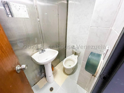 Local Comercial En Venta Los Palos Grandes Mls #24-24753 Bm