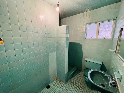Casa En Colonia Roma Sur Calle Amealco #·14 Colonia Roma Sur Cuauhtémoc. Entre Tepic Y Baja California. Cerca Av. Monterrey, Medellín, Colonia Condesa, Uso 3 Niveles, Cus 400m2, 3 Viviendas. Fl19-za