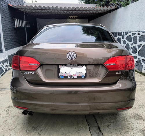 Volkswagen Jetta 2.5 Style Active Mt