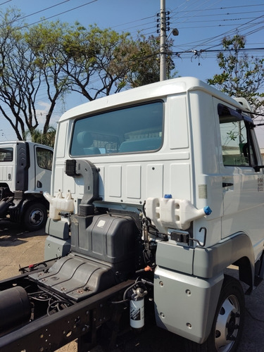 Imagem 4 de 10 de Volkswagen 9-150 Delivery