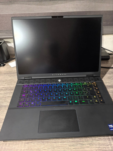 Laptop Alienware M16 R2 Negro 64gb De Ram Windows 11 Dark Moon (Usado)