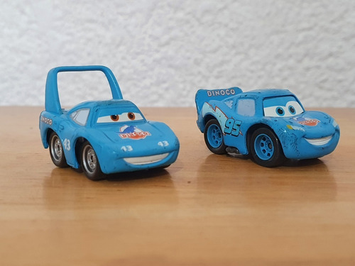 Pixar Cars Mini Adventures Rayo Mcqueen Y King Loose Abierto