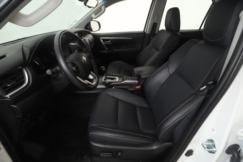 Toyota SW4 2.8 Srx 204Cv 4X4 7As At
